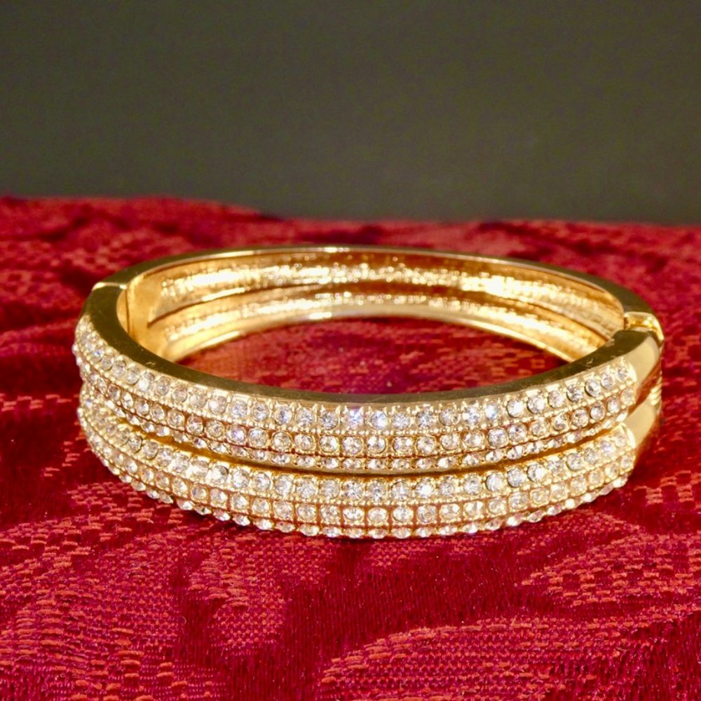 Bracelet Clamp 93 Brilliant Faceted Pave Crystals Adorn a Gold-Tone Band